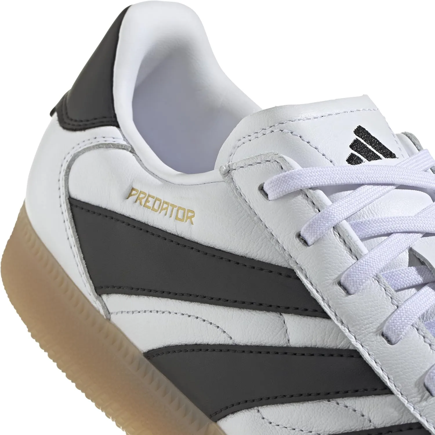 adidas Unisex Adult Freestyle Indoor Sneaker