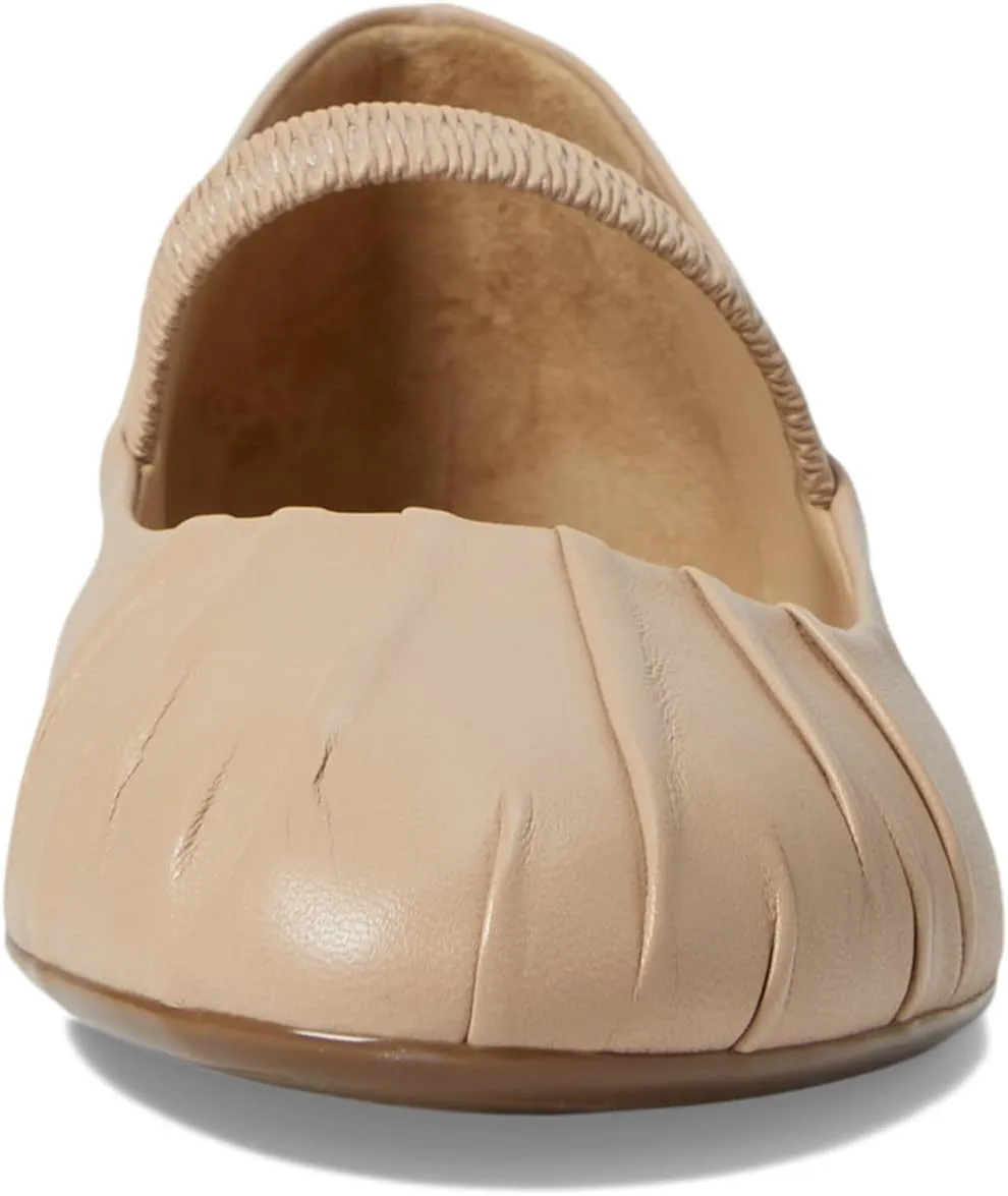 Bernardo Women's Savona Mary Jane Flat