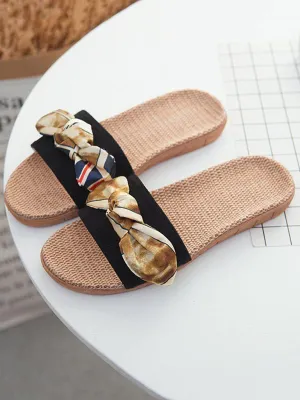 Contrast Bow Flat Sliders