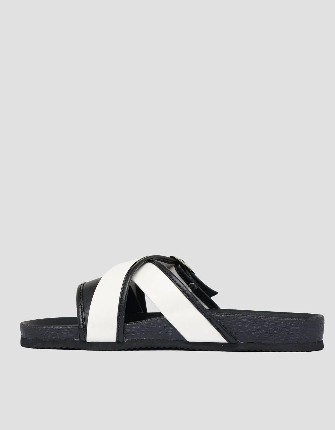 Disney Detail Buckle Sandal Slipper Wanita