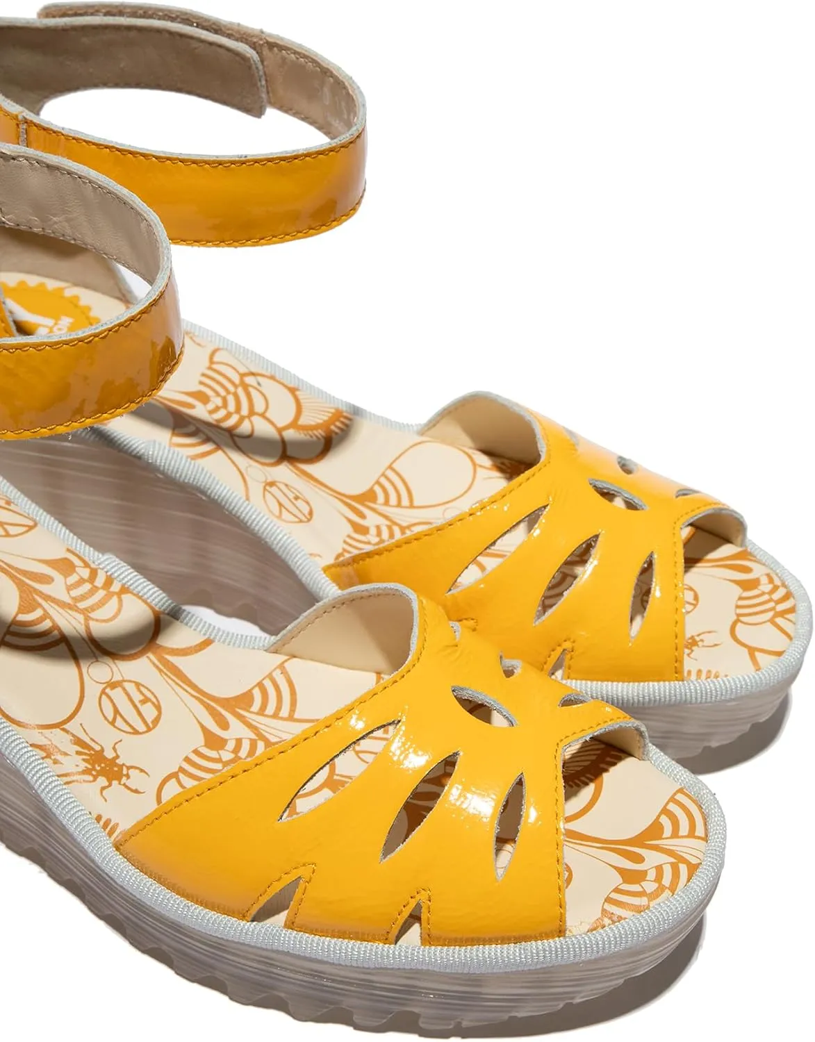 FLY London Women's Yelu454fly Wedge Sandal