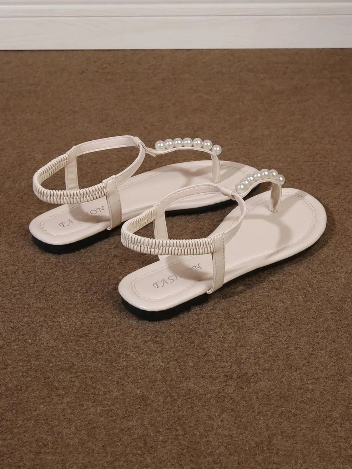GORGLITTER Women's Bow Pearl T-Strap White Flat Sandals Summer Vacation Beach Bridal Wedding Shoes 2025