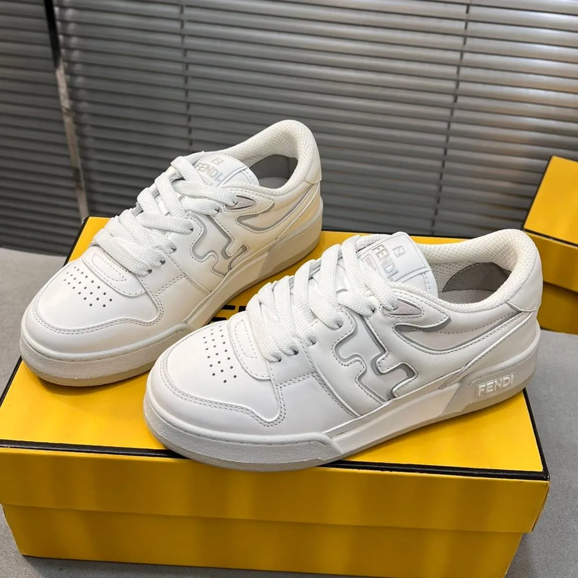 Great deal TOPS MESH MATCH LOW WHITE FENDI AND Clear communication FENDI IN CALFSKIN