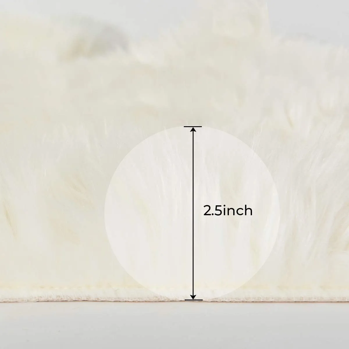 HYSEAS Faux Sheepskin Fur Area Rug White, 2x3 Feet, 2 Pack, Fluffy Soft Fuzzy Plush Shaggy Carpet Throw Rug for Indoor Floor, Sofa, Chair, Bedroom, Living Room, Home Decoration