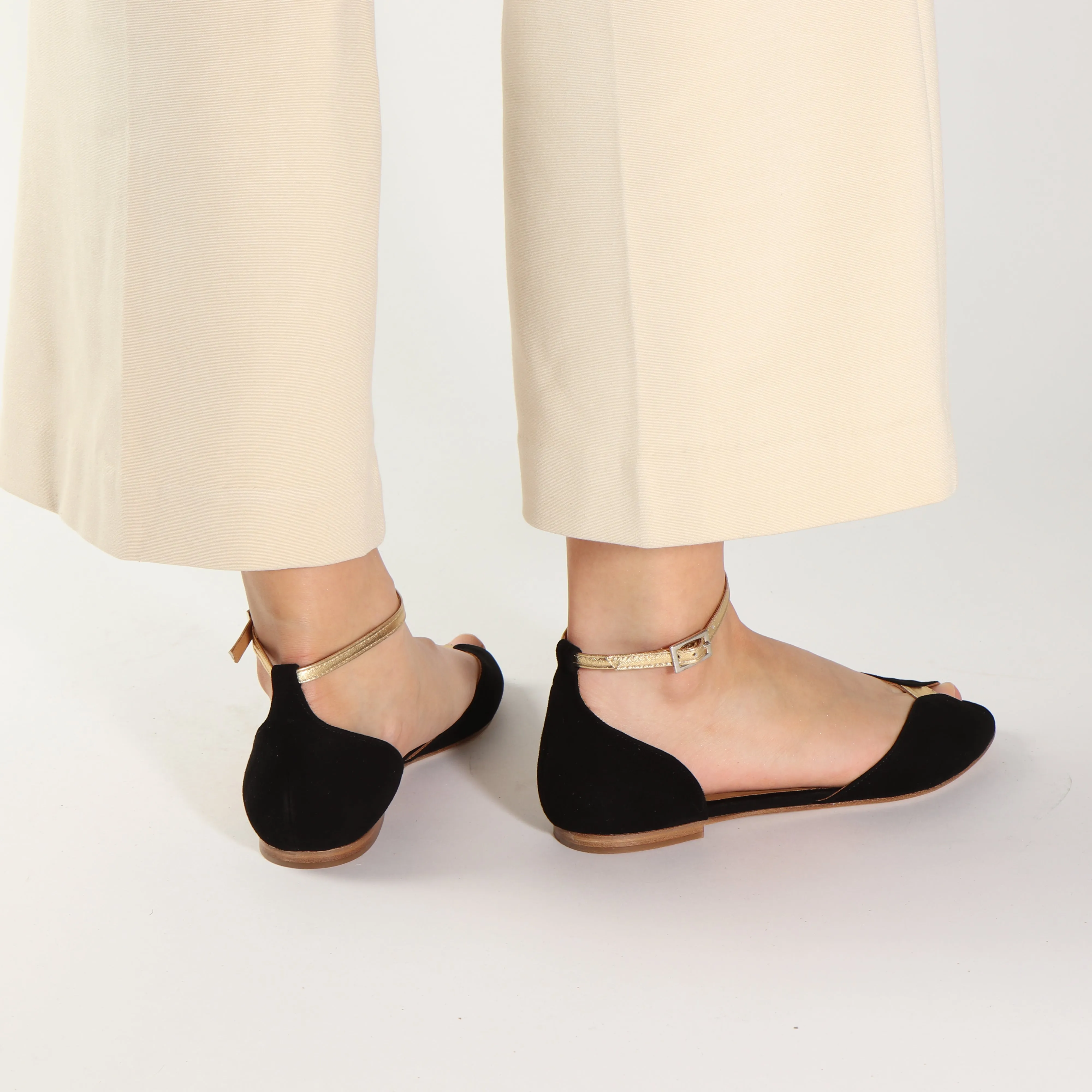 JULIETTE Suede Black
