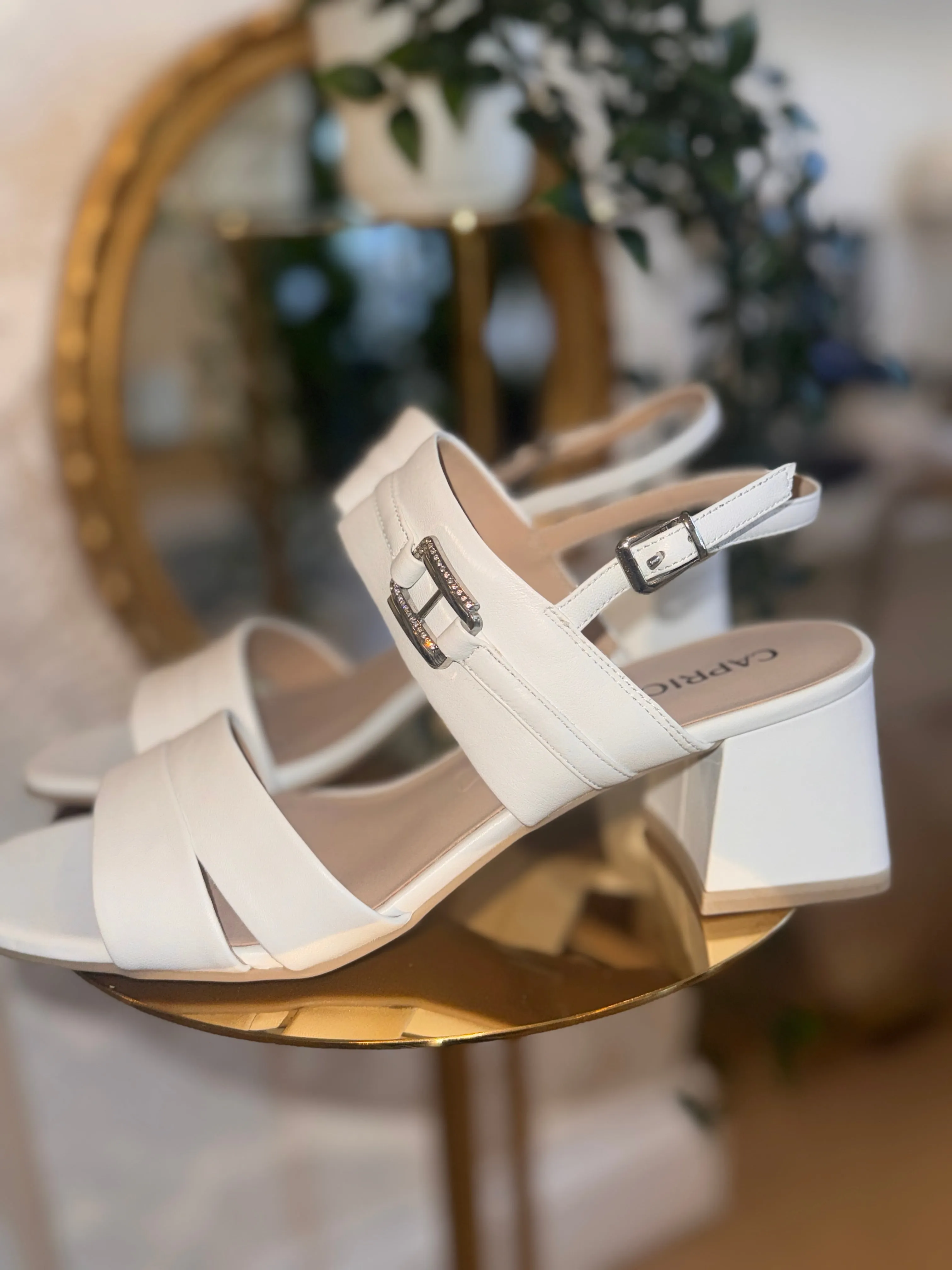 Monroe sandal