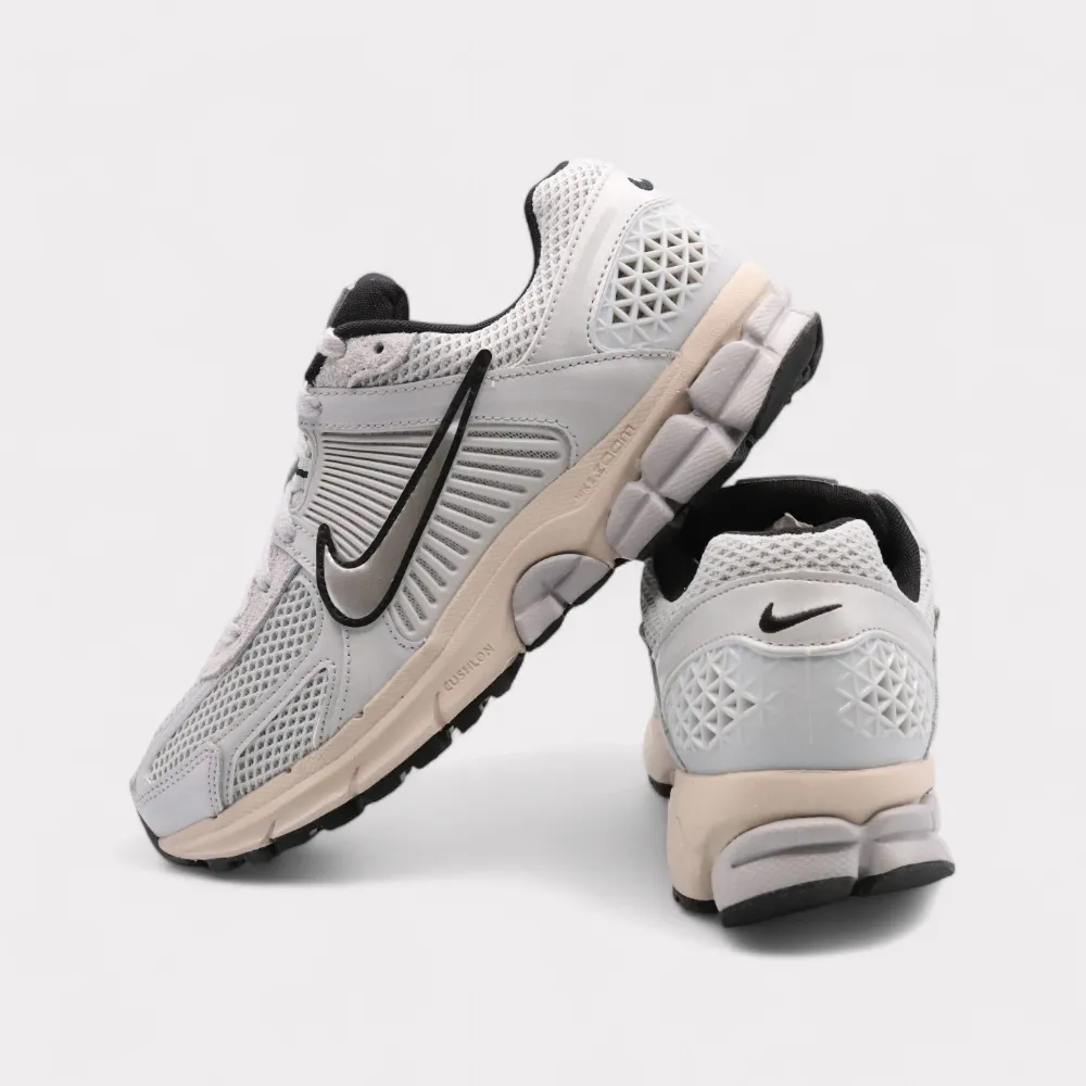 Nike Zoom Vomero 5 - Pure Platinum