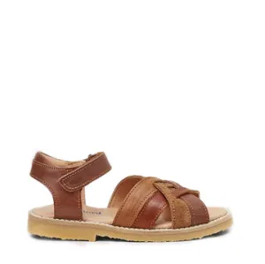 Petit Nord Hazelnut Sandal