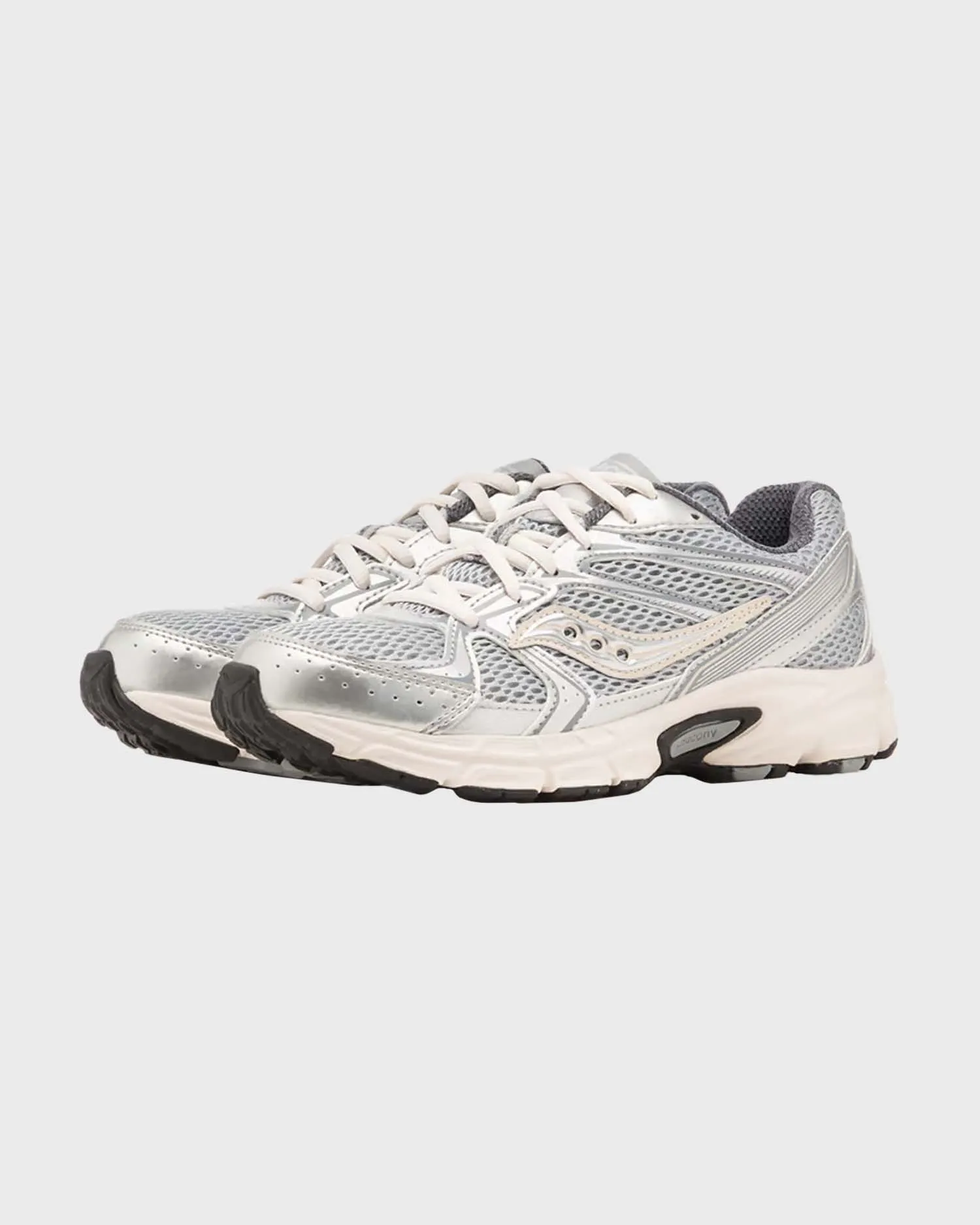 Saucony Ride Millennium Sneaker Zilver