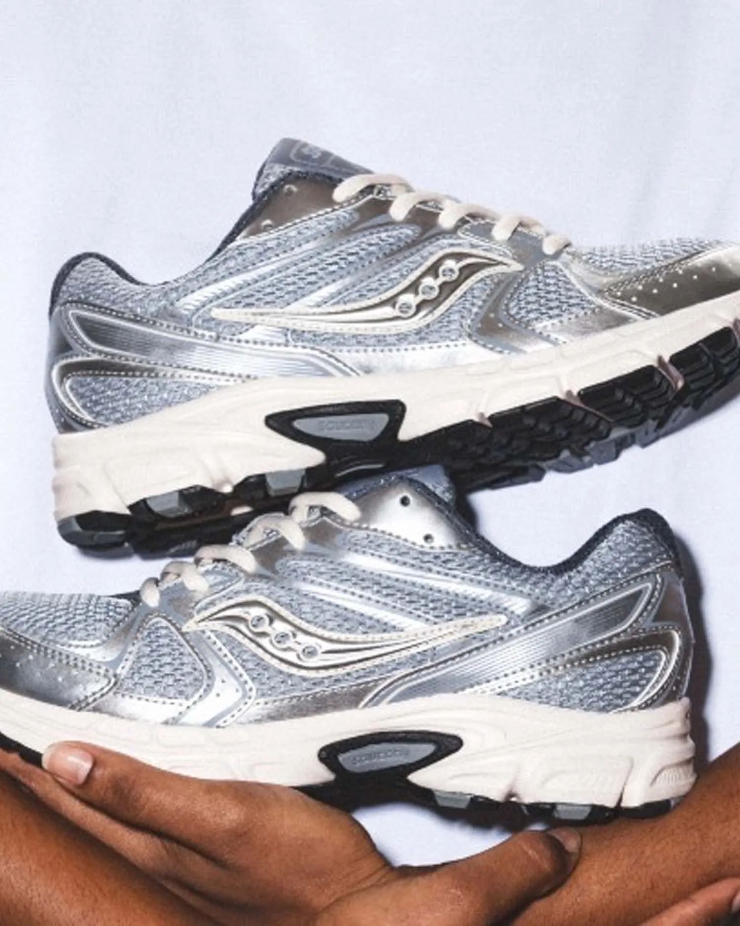 Saucony Ride Millennium Sneaker Zilver