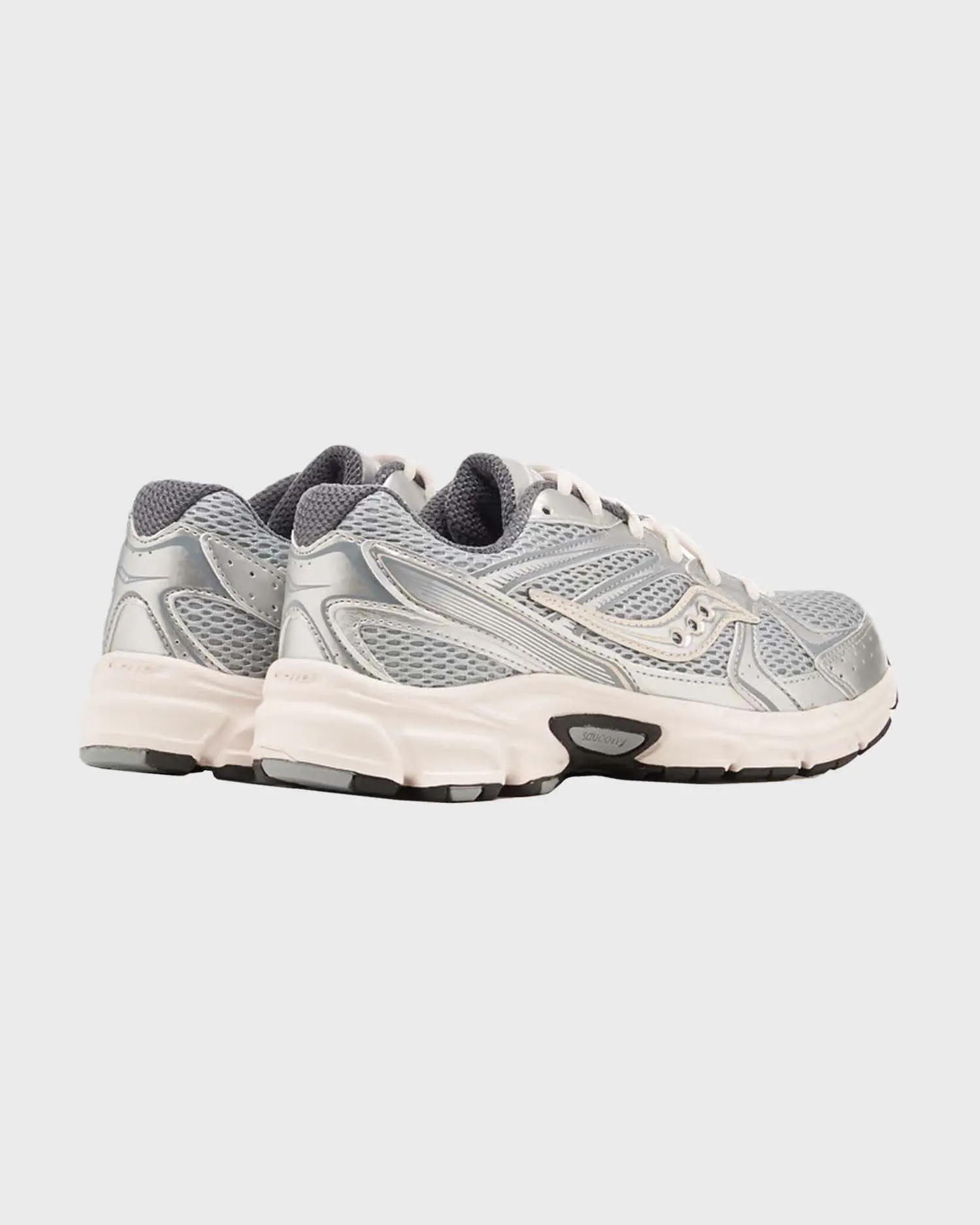 Saucony Ride Millennium Sneaker Zilver