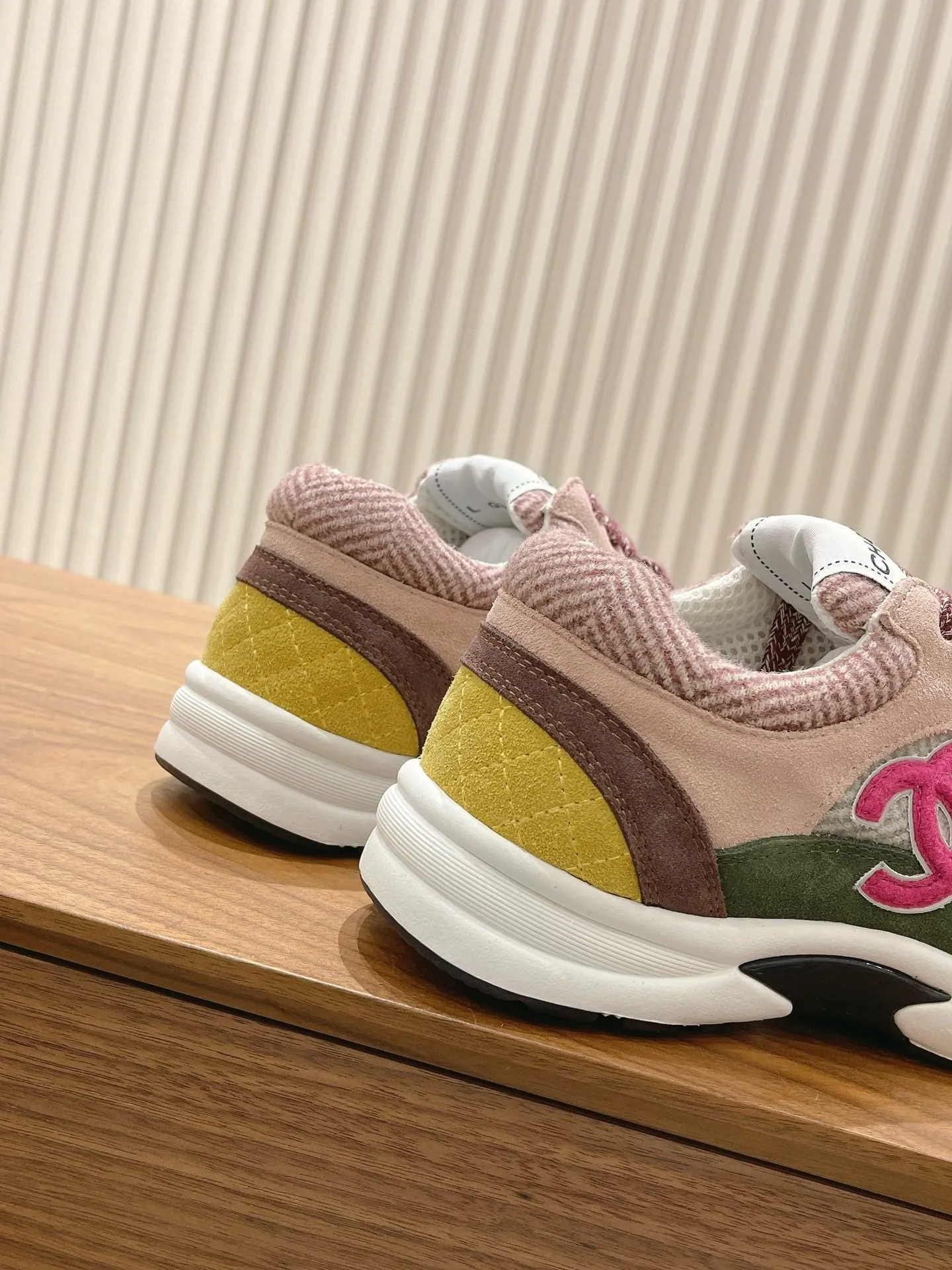 SE1280 CC Sneakers / Size5-9