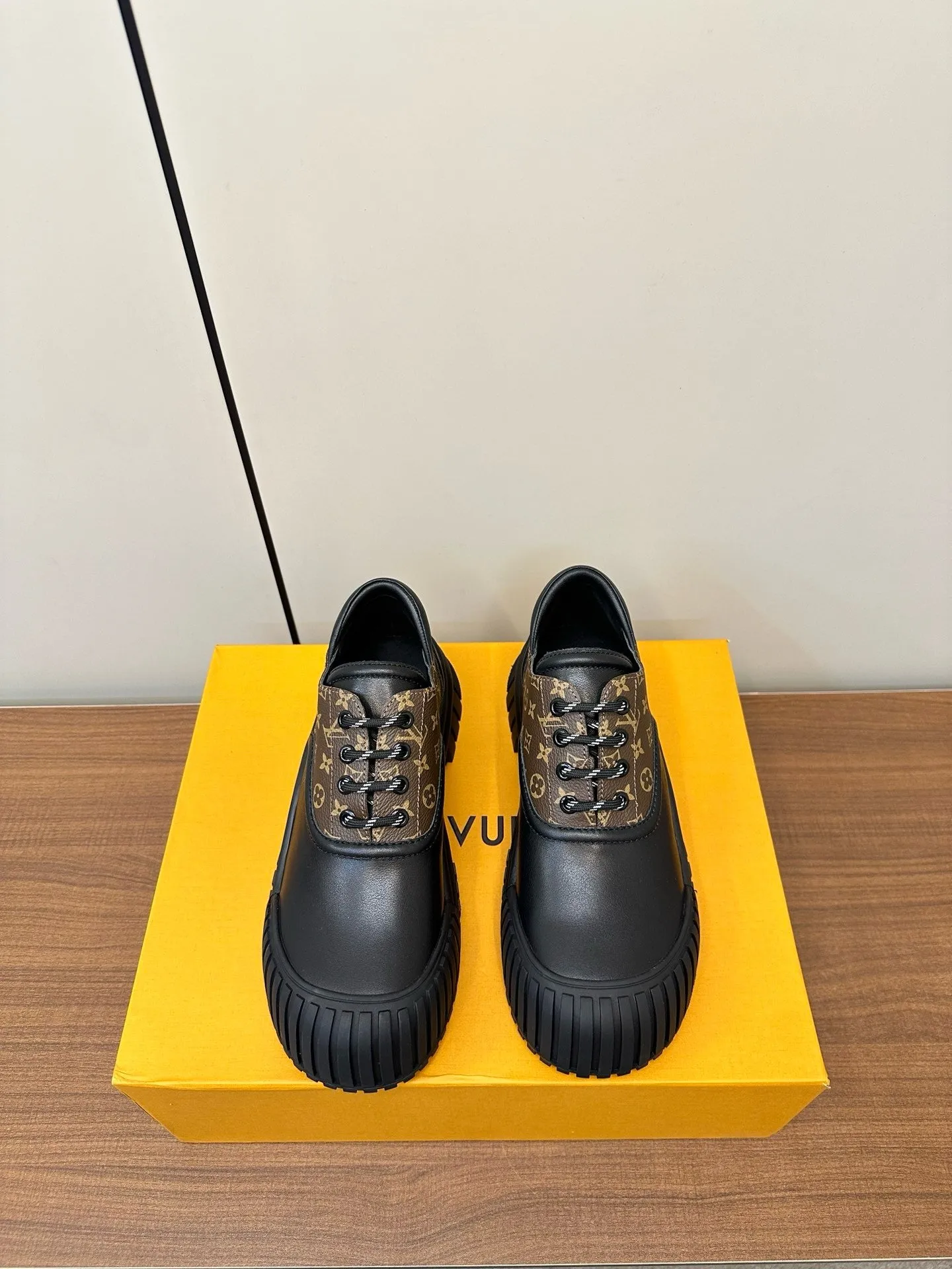 SE1520 LB Ruby Flat / Size5-10