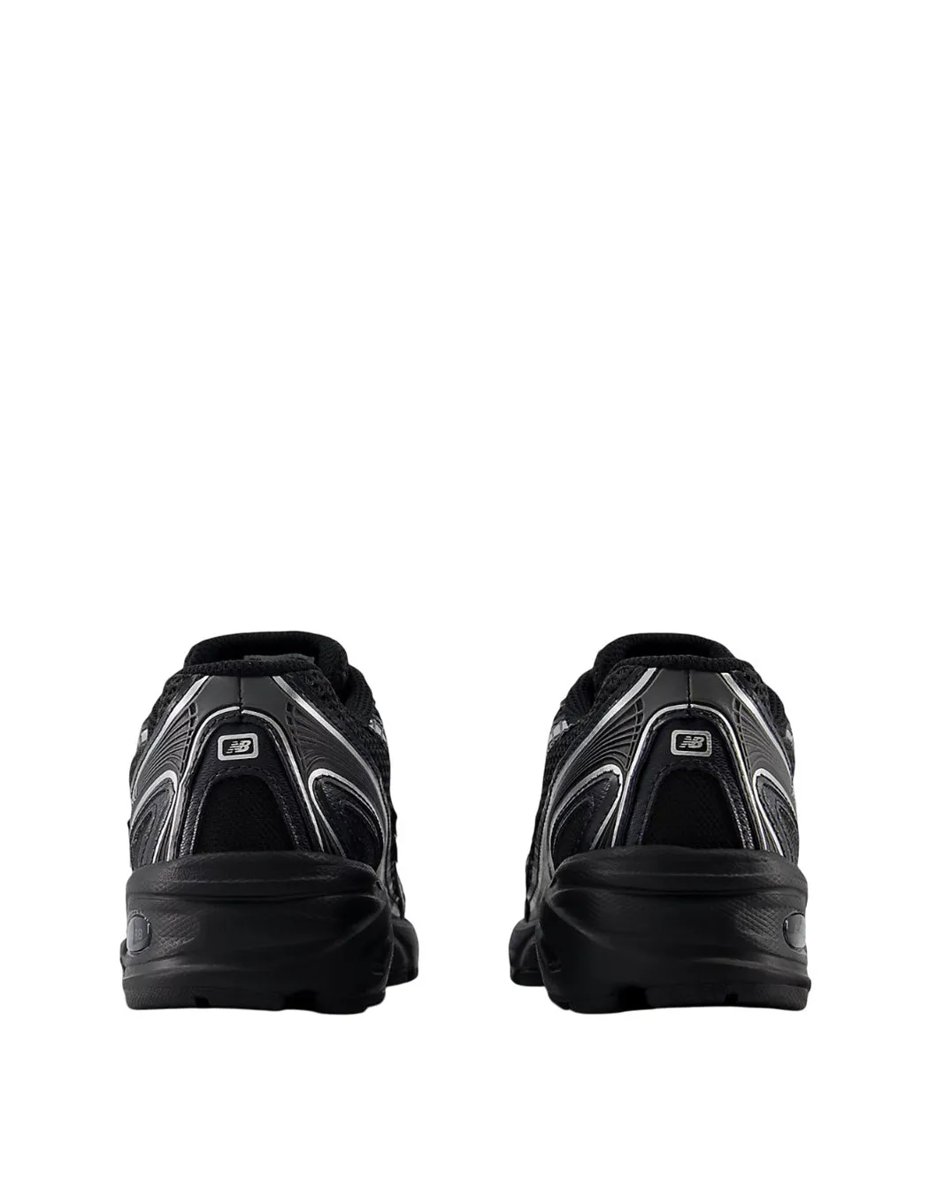 SNEAKERS 740