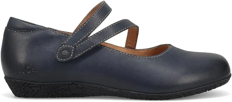 Taos Footwear Women's Banter Flat