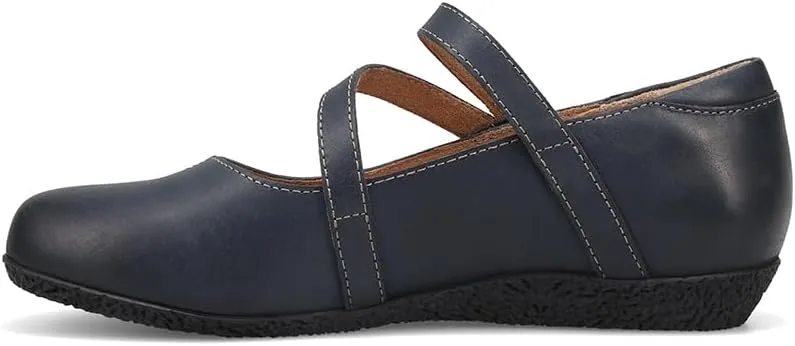 Taos Footwear Women's Banter Flat