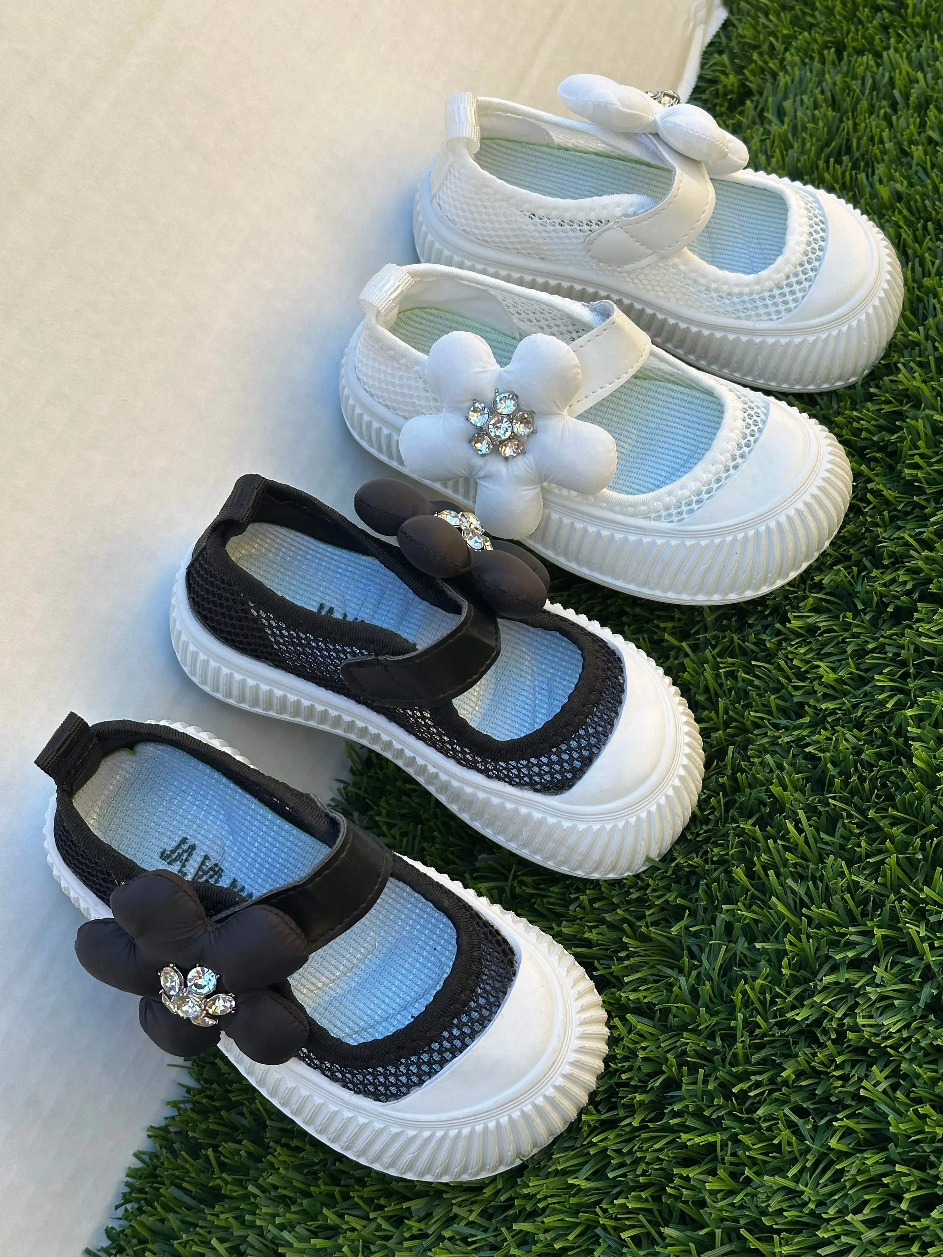 ÅVA Mesh Sneaker