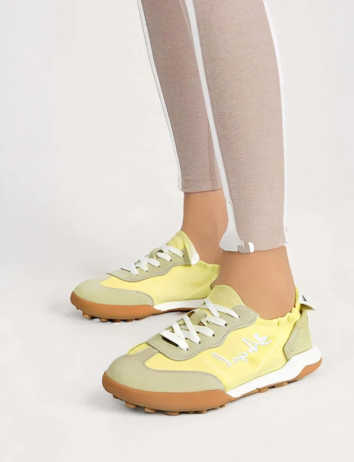 Women's Tennis Flat Sneakers,Non-Slip Rubber Sole Suede Sneakers,Comfortable Low Top Casual Fashion Sneakers