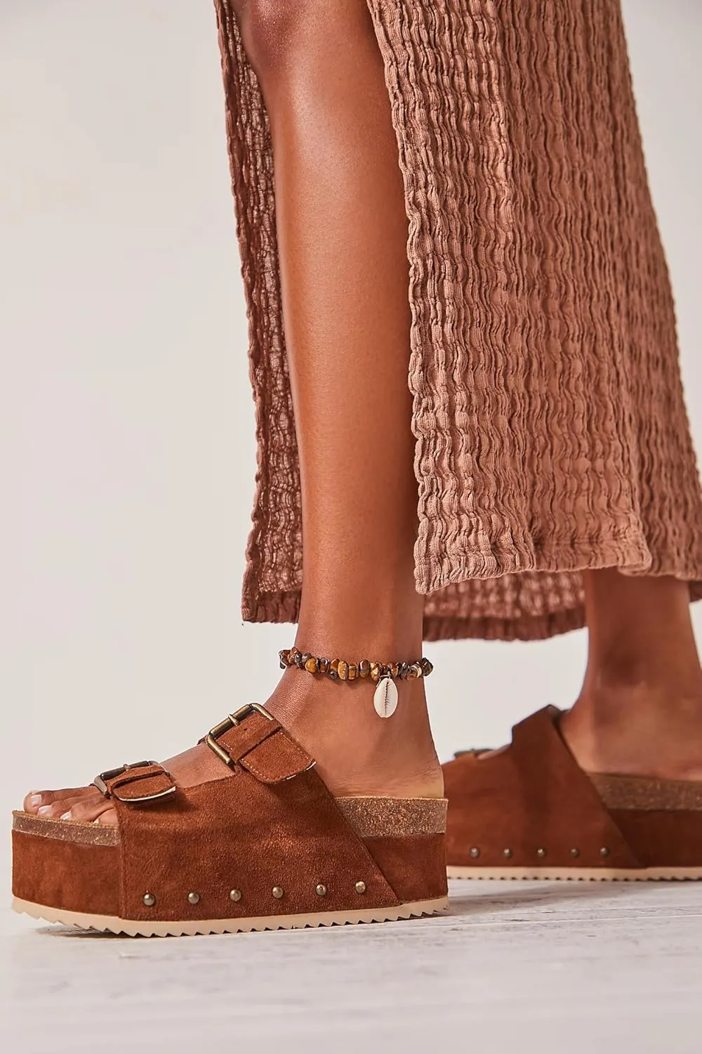 Yishaweiqi Women's Suede Platform Sandals Comfortable Cork Footbed Studded Flatform Sandals Adjustable Buckle Straps Flat Clogs Slide Sandals